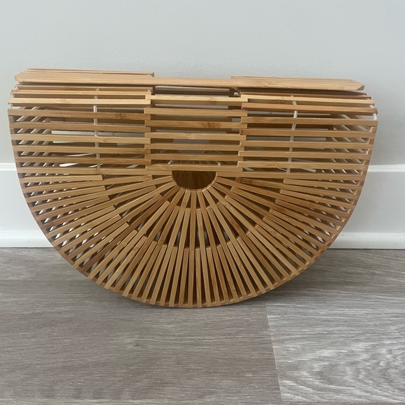 Wooden summer purse - Picture 1 of 3